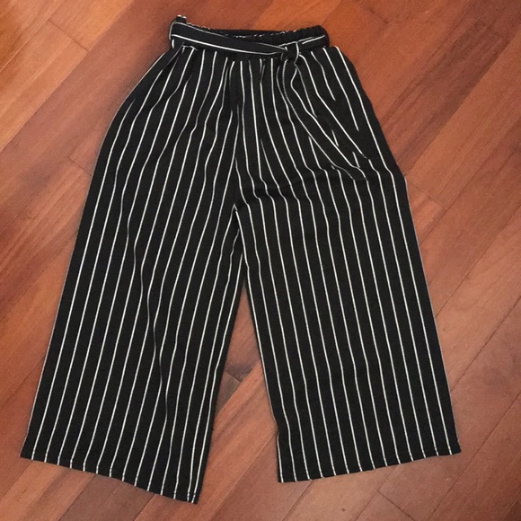 Pants - Wide leg Culottes